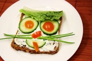 gesundes-essen-kinder-300x200.jpg