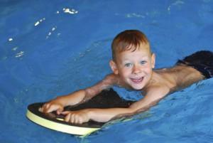 kinder-schwimmkurs-300x201.jpg
