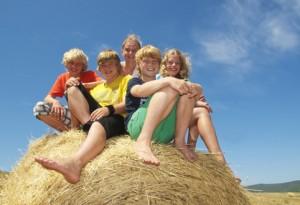 kindergeburtstag_bauernhof-300x205.jpg