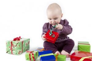 spielzeug-geschenk-kinder-300x200.jpg