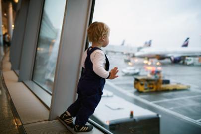 Kind Flughafen Urlaub